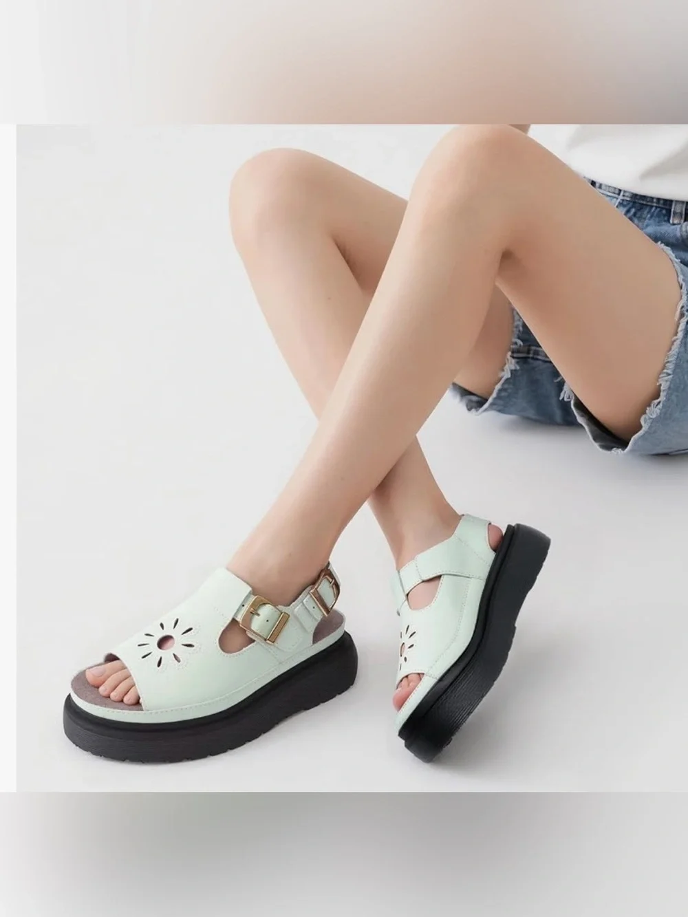 Boutique|Pastel Mint Buckle Chunky Platform Sandals,Faux leather cutout Flower•